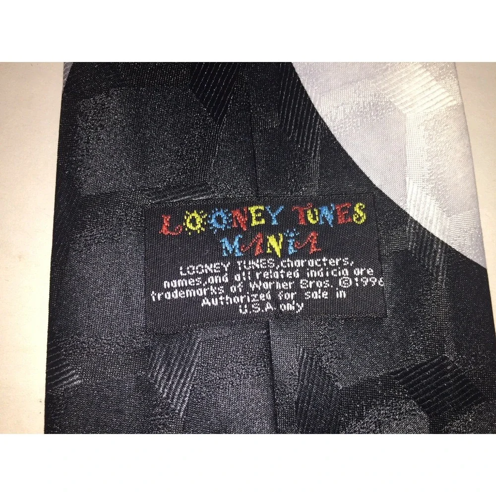 NOS‎ Vintage 1996 Looney Tunes Mania Tazmanian Devil Baseball Bolero Neck Tie
